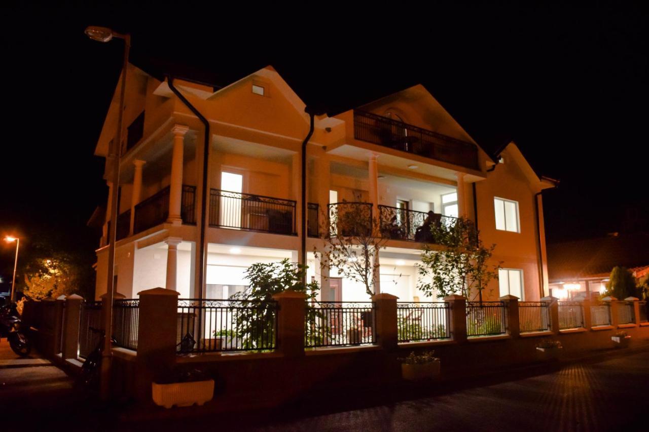 גולובאץ Villa Bella מראה חיצוני תמונה